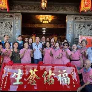 新北副市長劉和然蒞臨浮洲福德宮 贈匾讚揚公益善行