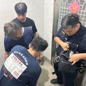 行車糾紛投擲「蝴蝶炮」火燒車   中和警2小時火速逮嫌送辦