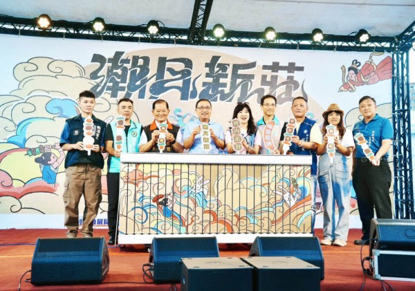 廟街中秋夜市吸萬人潮！首屆「潮月新莊」盛大登場