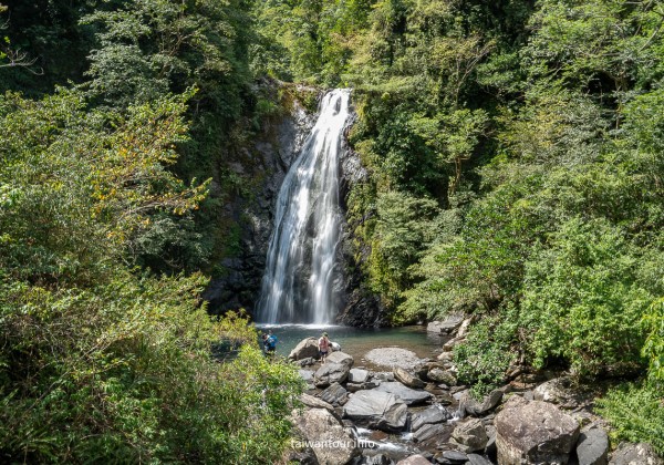 【新寮瀑布】宜蘭冬山鄉親子玩水步道秘境推薦景點