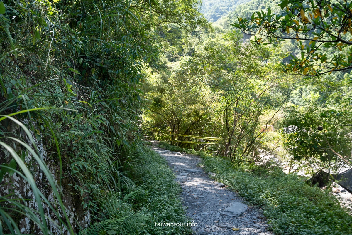 【新寮瀑布】宜蘭冬山鄉親子玩水步道秘境推薦景點 【新寮瀑布】宜蘭冬山鄉親子玩水步道秘境推薦景點