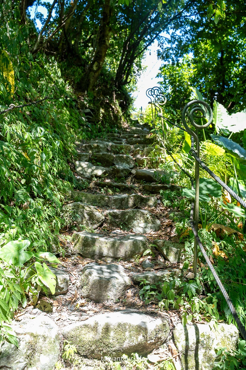 【新寮瀑布】宜蘭冬山鄉親子玩水步道秘境推薦景點 【新寮瀑布】宜蘭冬山鄉親子玩水步道秘境推薦景點