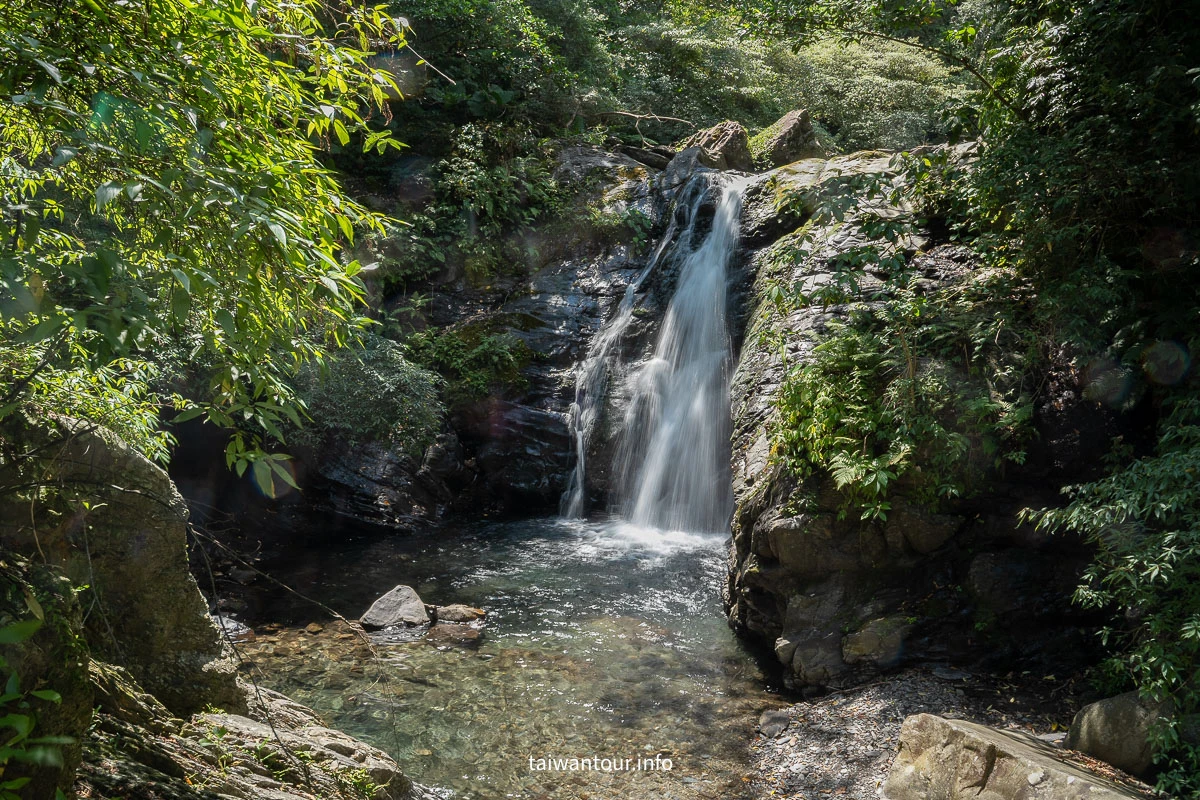 【新寮瀑布】宜蘭冬山鄉親子玩水步道秘境推薦景點 【新寮瀑布】宜蘭冬山鄉親子玩水步道秘境推薦景點