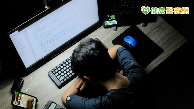 網路霸凌已成青少年全天候威脅!調查:近2成曾遭網暴、4成選旁觀 網路霸凌已成青少年全天候威脅!調查:近2成曾遭網暴、4成選旁觀