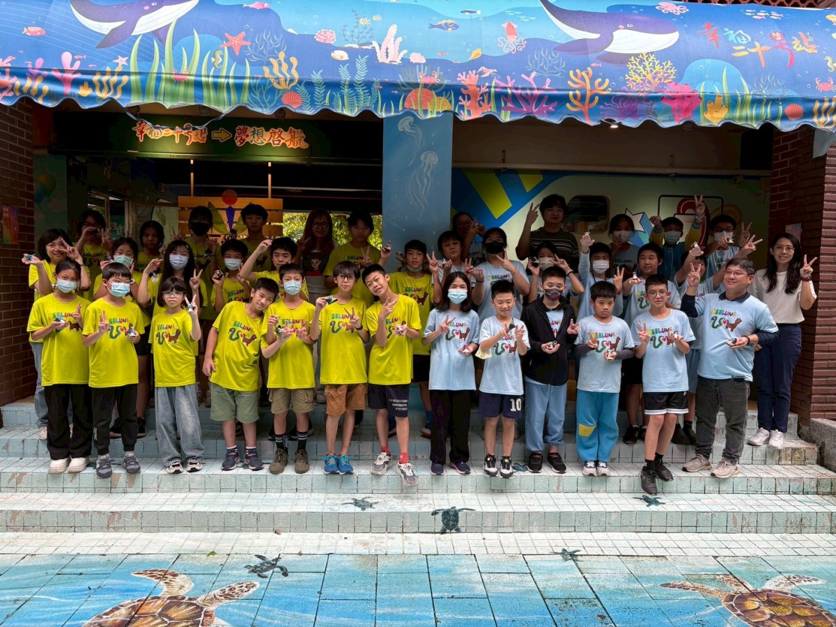 安樂國小赴明德國中體驗迷你鞋製作 傳承製鞋產業精神 安樂國小赴明德國中體驗迷你鞋製作 傳承製鞋產業精神