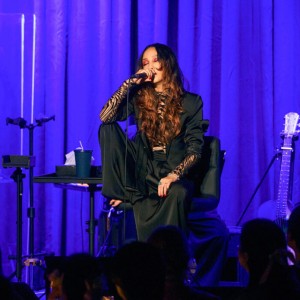 中島美嘉赤腳衝開箱Billboard Live TAIPEI！天后90度鞠躬萌到全場失控