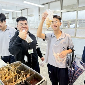 二信高中餐廳打造用餐幸福感學生大讚「下午的小確幸！」