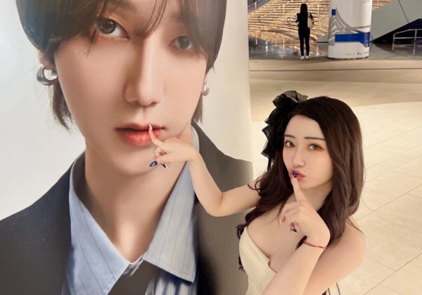 沈娜娜「16年老粉魂」全面覺醒！飛韓砸六萬追SJ　自爆最狂收藏：希澈光頭髮夾我珍藏多年