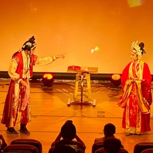 臺北大學越籍生唱歌仔戲 　為校園帶來更多動人的故事