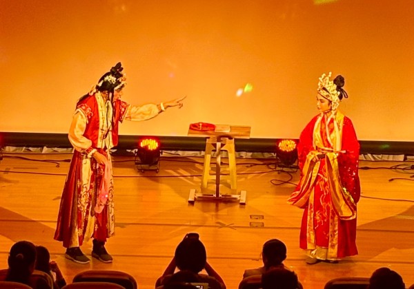 臺北大學越籍生唱歌仔戲 　為校園帶來更多動人的故事