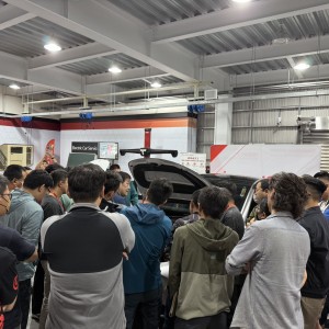 汽車專業技師齊聚東南科大永續創新電動車維修技術