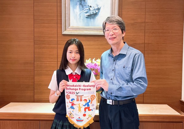 二信國中部周子琳代表基隆赴日參訪交流收穫滿滿