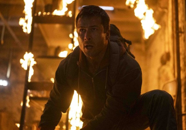 艾德格萊特打造終極動作鉅獻《逃亡遊戲》　葛倫鮑威爾化身硬漢挑戰極限