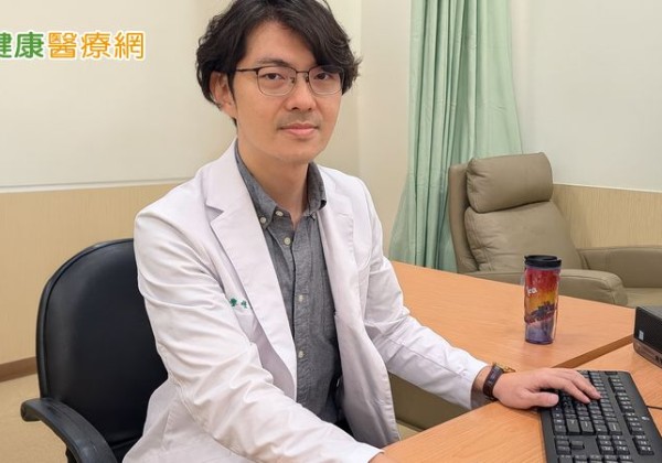 乳癌化療噁心、紅疹、失眠困擾？中醫輔助調理有助改善