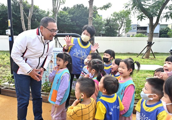 新莊快樂公園今啟用 侯友宜：推動全齡共融休憩場域