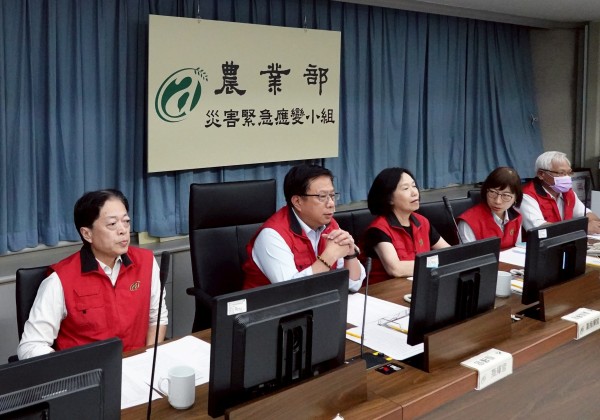 鳳凰颱風來勢洶洶 農業部全面部署、嚴防災害