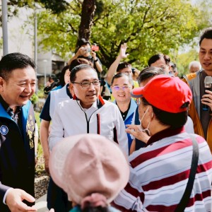 新北市長侯友宜視察土城員和人本通行改善工程進度 預計年底完工