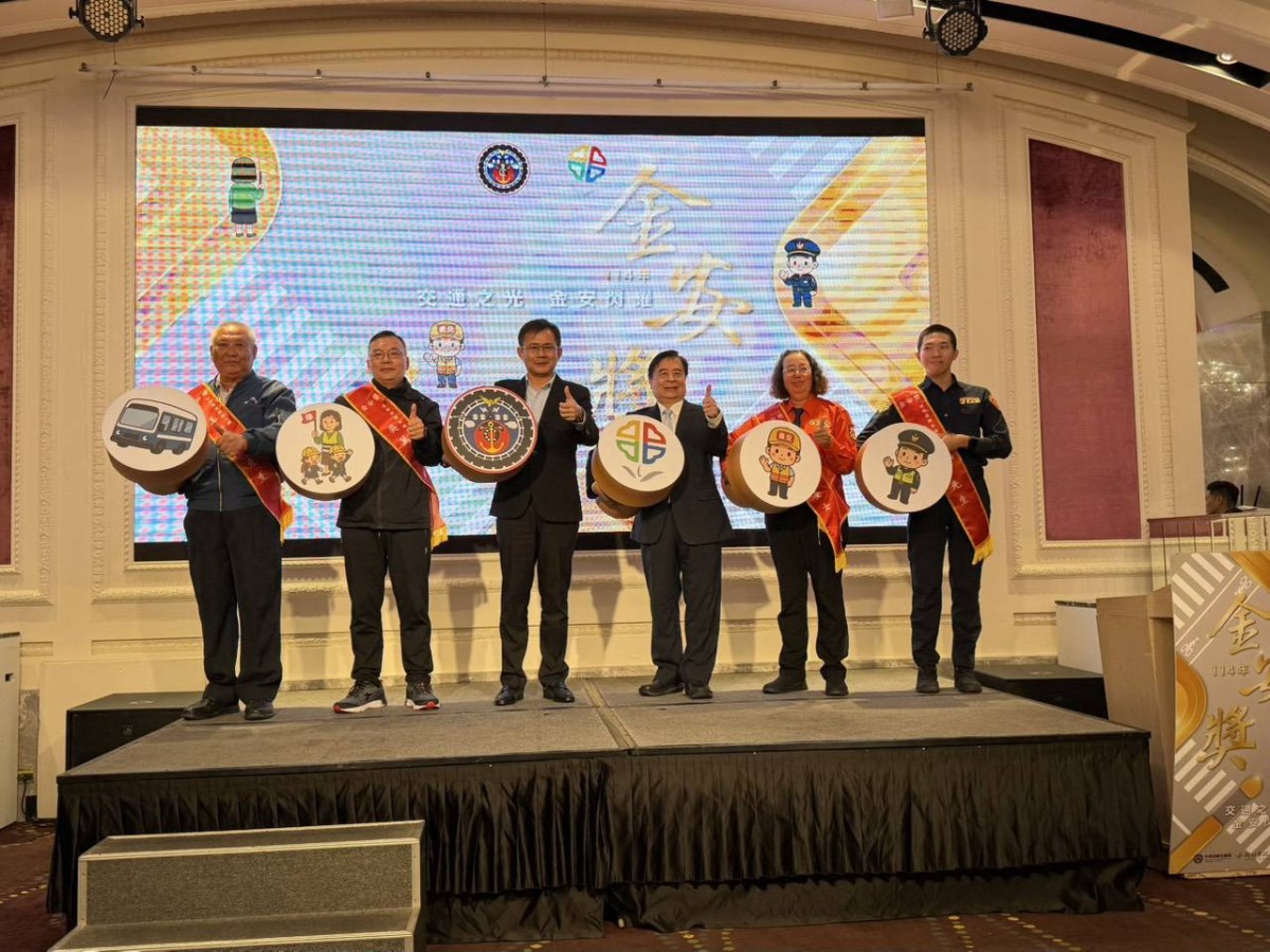 新北奪金安獎雙冠　侯友宜：打造全新智慧交通時代