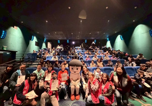 長庚「益起關懷弱勢兒少」公益電影活動寓教於樂獲肯定