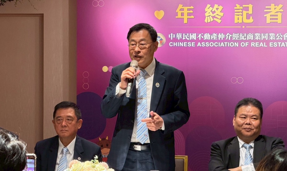 買氣銳減 房仲業面臨生存保衛戰成為年度最大條新聞 買氣銳減 房仲業面臨生存保衛戰成為年度最大條新聞