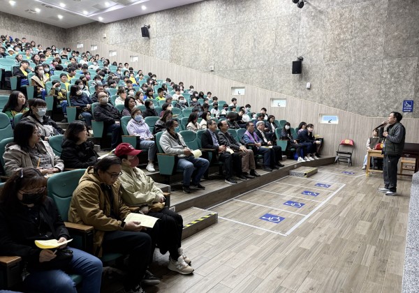 信義國小攜手公私立國中為孩子教育辦理適性升學輔導