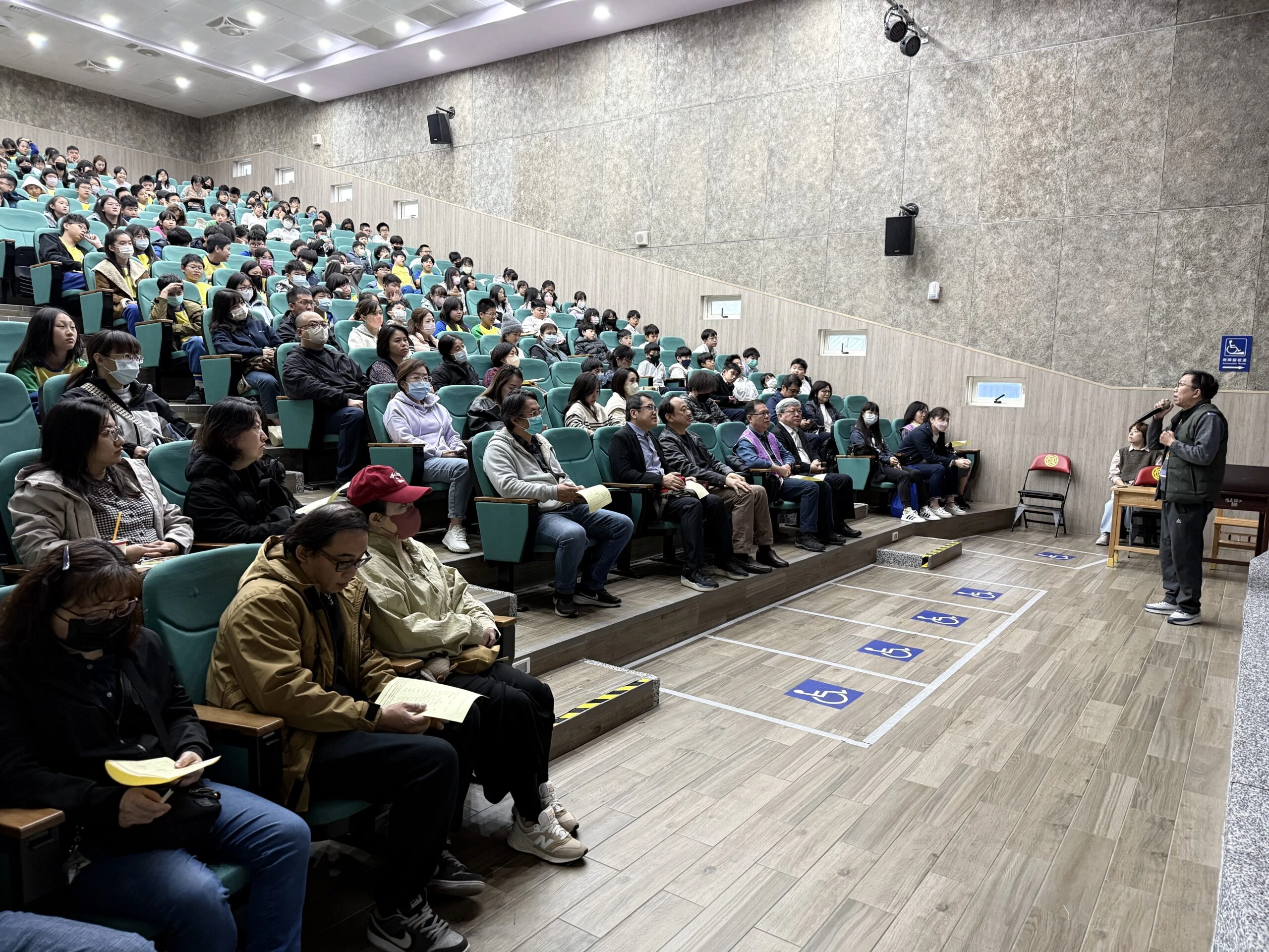 信義國小攜手公私立國中為孩子教育辦理適性升學輔導