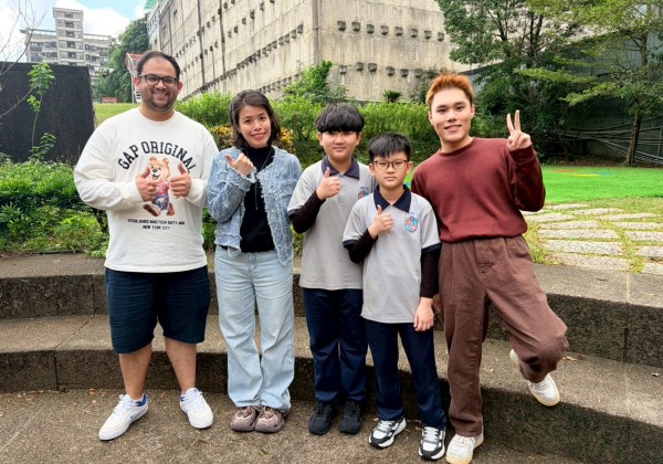 基隆市英語學藝競賽二信國小部兄弟齊力抱回特優及優等