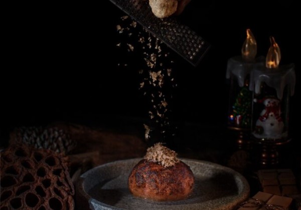 「只有講究，沒有將就」八和和牛聖誕跨年鉅獻！砸近百萬引進白松露　680元就能吃到的「白松露和牛漢堡排」限時登場