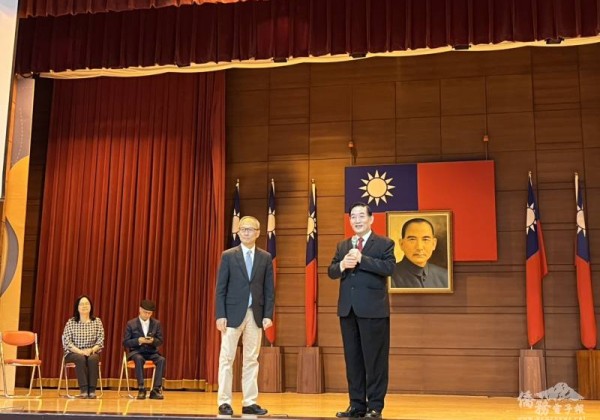 巴西僑領林劉素花捐贈30萬元獎學金 嘉惠銘傳學子