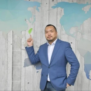 創新跨國美妝 美國青商潛力之星陳重棨開創永續包材新商機