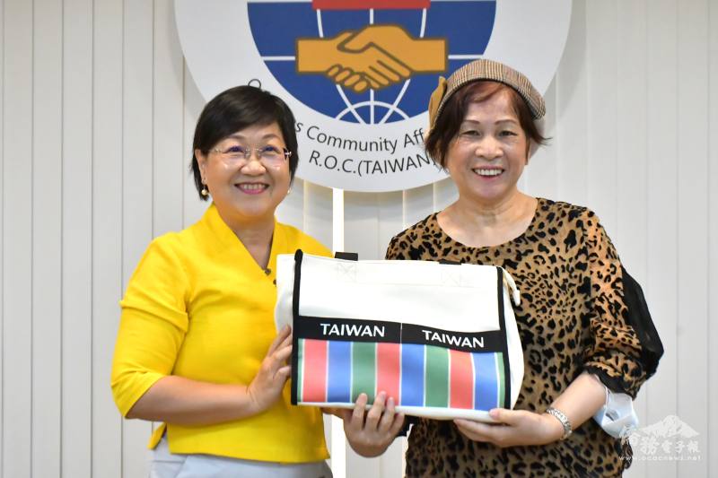 大溫哥華臺灣同鄉會深耕僑界60年　徐佳青讚培育僑青有成！