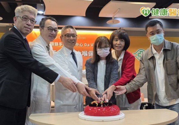 罕見咽喉小唾腺癌　達文西複合手術助病人抗癌不失聲