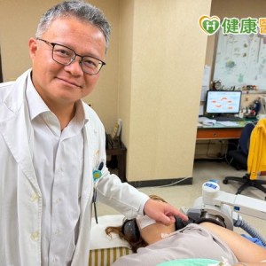 她3個月肩痛未癒　AI分析後震波治療3週大幅改善