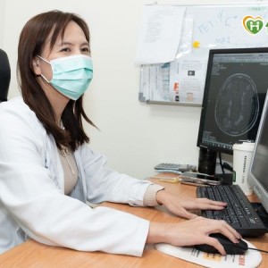 香港晚期肺癌病友跨海來台求生機　自體免疫細胞療法助擺脫劇痛