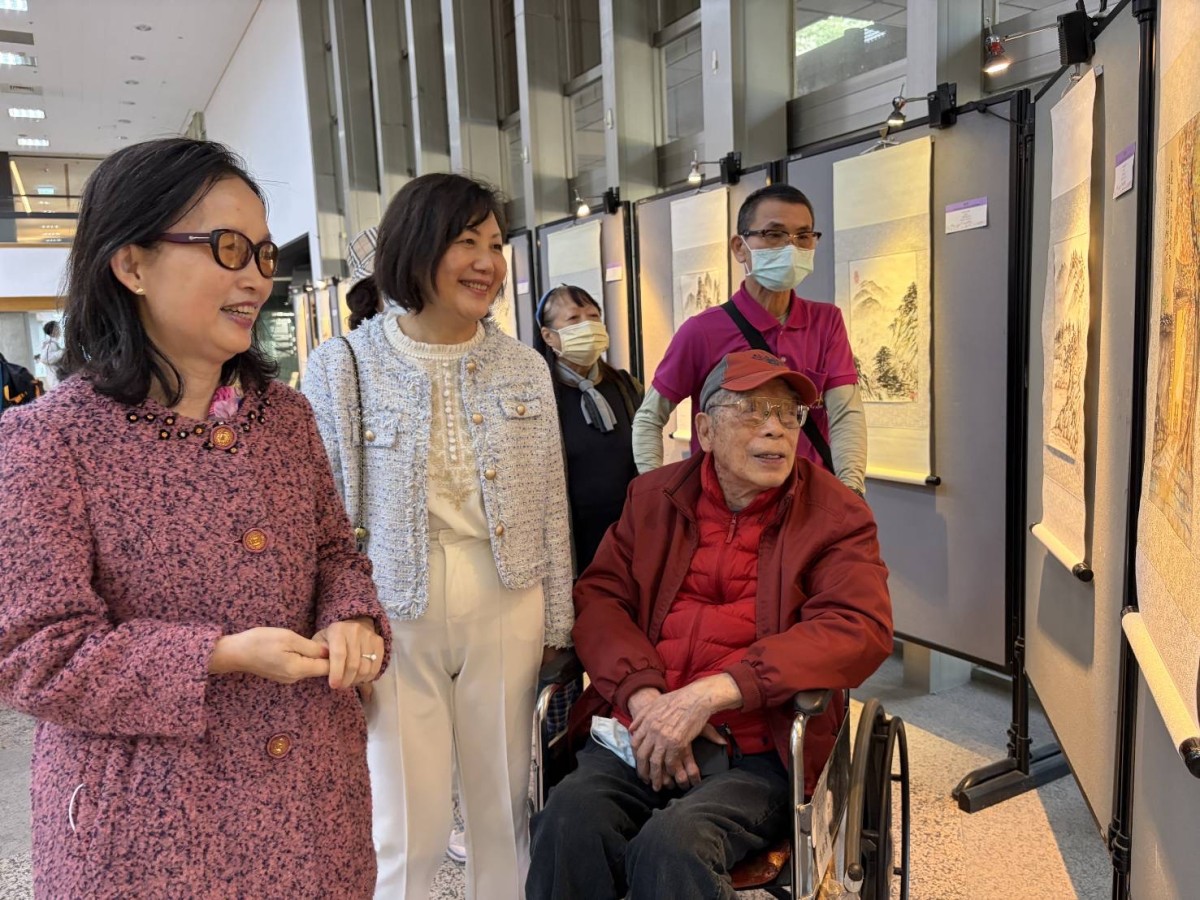 新竹榮家樂齡圓夢國畫獻藝 交大浩然圖書館聯展開 新竹榮家樂齡圓夢國畫獻藝 交大浩然圖書館聯展開