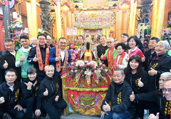 樹林濟安宮南北保生大帝徒步遶境 侯友宜祈求庇佑地方平安