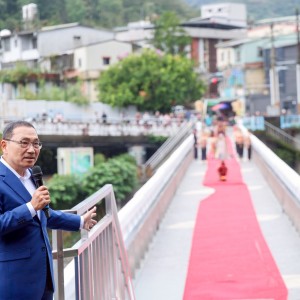 市定古蹟「坪林尾橋」修復完成  侯友宜與居民共同見證百年歷史風華再現