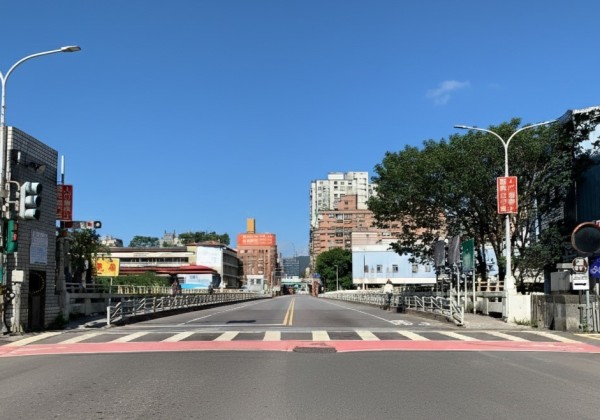 汐止社后橋陸閘軌道更新12月15日至22日夜間施工採單向管制