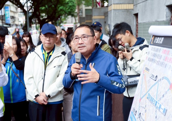 視察蘆洲民族路人行道改善工程 侯友宜：以人本打造安全通行環境