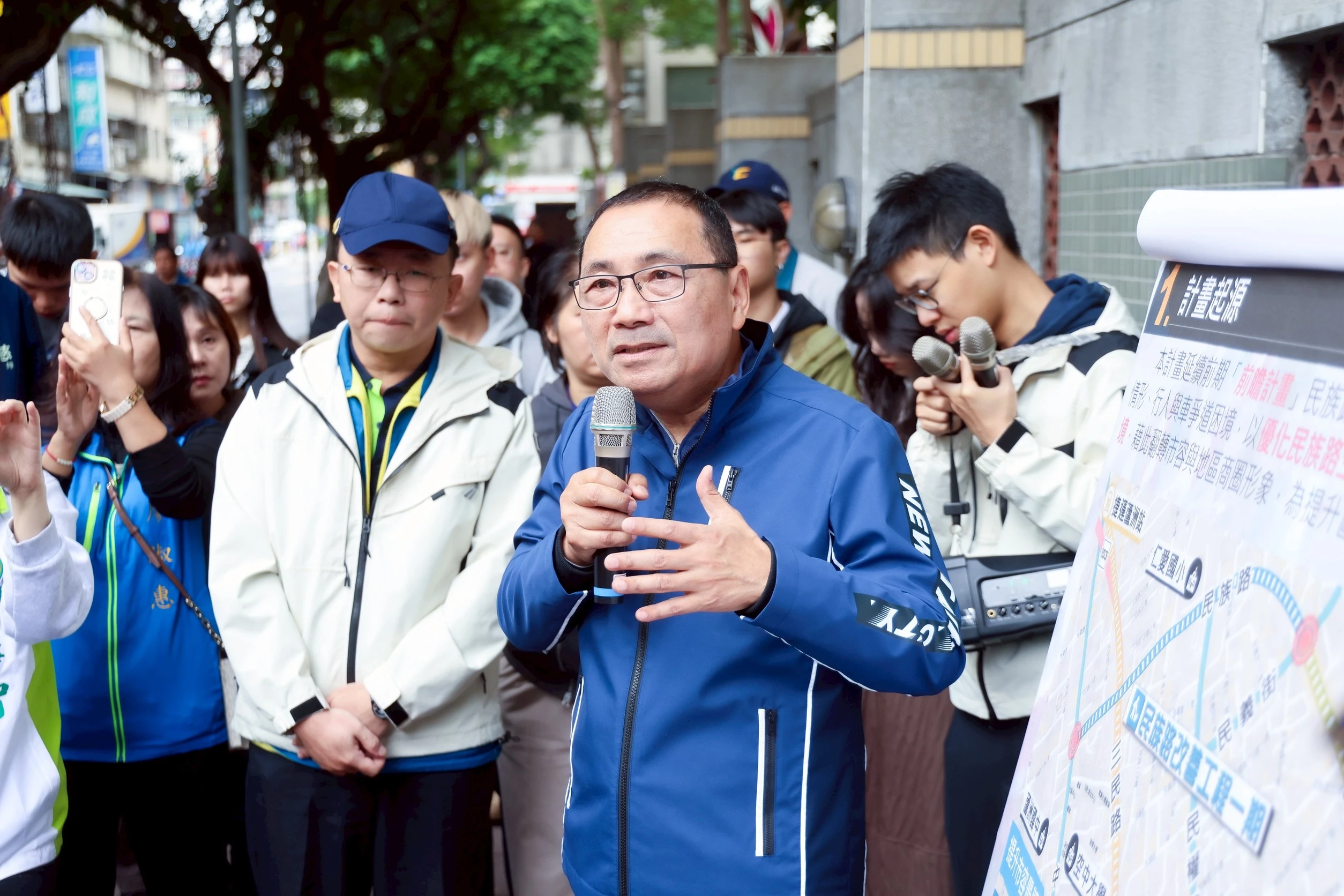 視察蘆洲民族路人行道改善工程 侯友宜：以人本打造安全通行環境