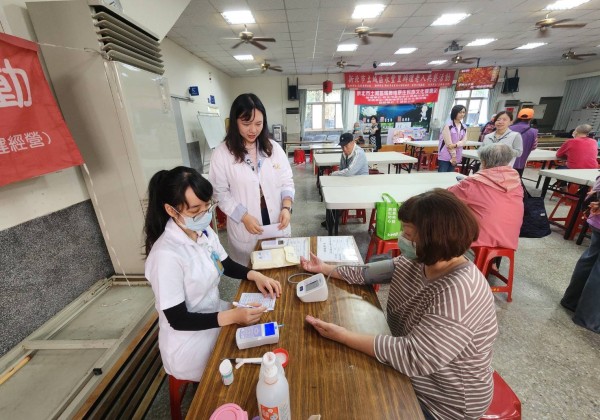 永豐里老人共餐溫馨登場　 共餐共樂打造高齡友善幸福社區