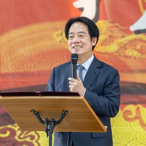 總統主持陸軍砲兵訓練指揮部啟用典禮　肯定地方、國防與市政發展的共贏計畫。