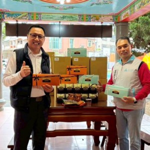 企業創業有成還願謝神恩   土地公加持「招財咖啡紅包」福氣回饋鄉親