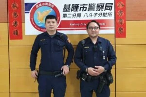 獨居老翁不慎跌落床邊  警消即刻救援化險為夷