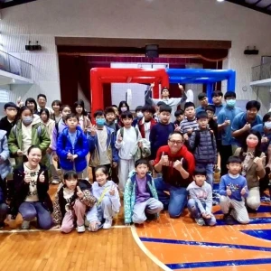正濱國中「無人機足球冬令營」點燃科技爆發力