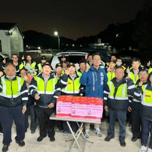 感謝春安堅守崗位  吳宗學慰勞北屯守望相助與警消清潔隊　