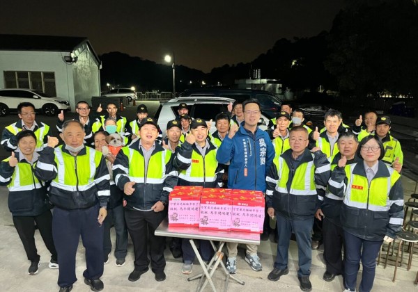 感謝春安堅守崗位  吳宗學慰勞北屯守望相助與警消清潔隊　