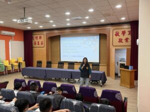 不讓學子青春變灰暗  基警傳授婦幼人身安全法律概念