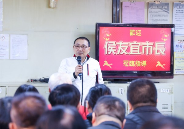 侯友宜：慰勞公車從業人員 　共同打造優質公共運輸服務