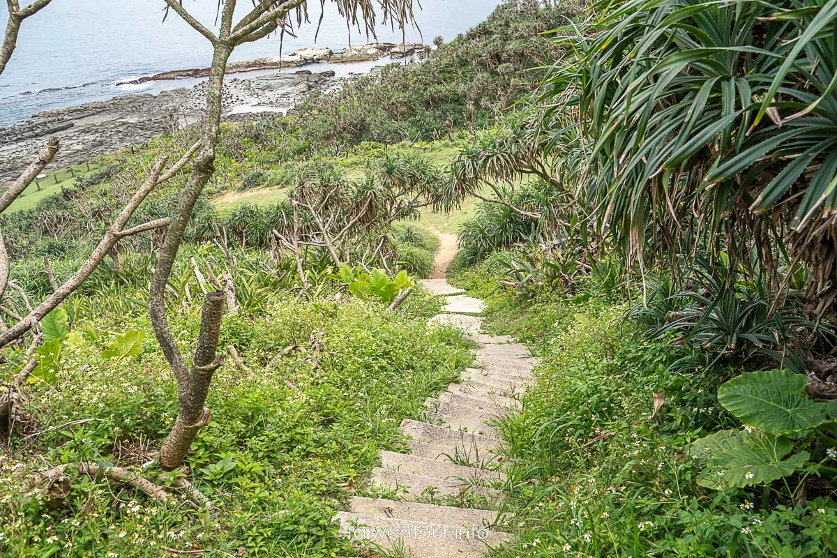 【鼻頭角步道】東北角瑞芳景點一日遊推薦.附近美食